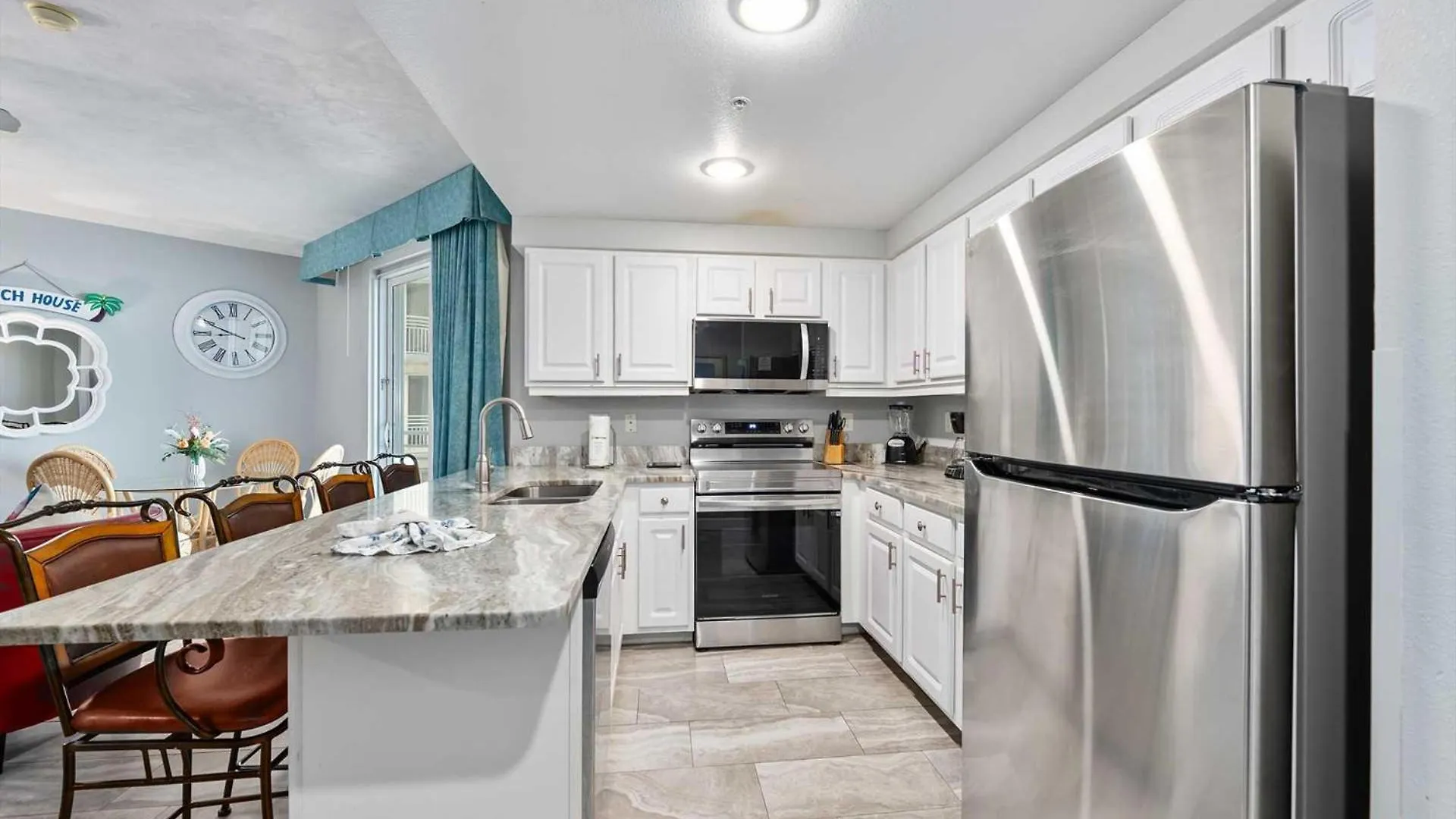 Holiday home Luxury 8Th Floor 2 Bedroom Condo Direct Oceanfront Wyndham Ocean Walk Resort Daytona Beach | 801