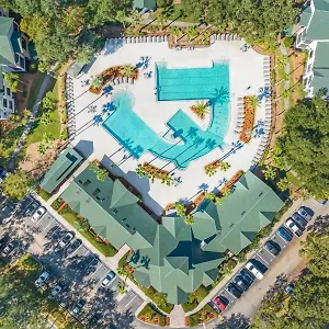  Apartment Budget Friendly Sleeps 8 Discounts Available United States