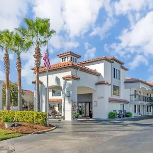 3* Hotel Quality Daytona Speedway - I-95